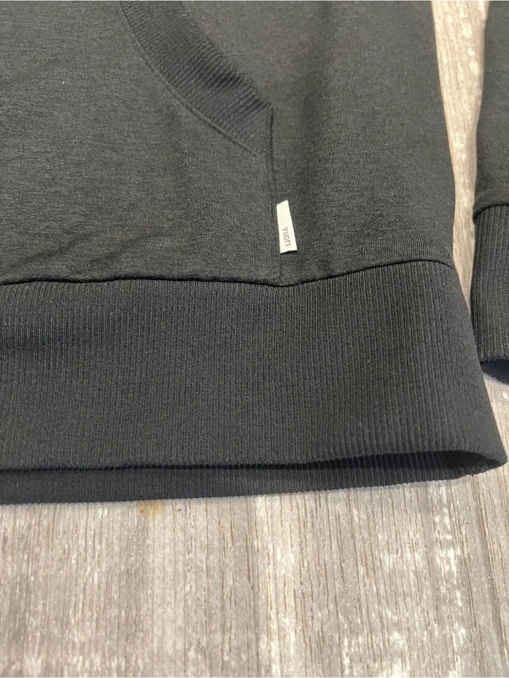 Vuori Men's Black Coronado
Hoodie - Size Small - Picture 5 of 8